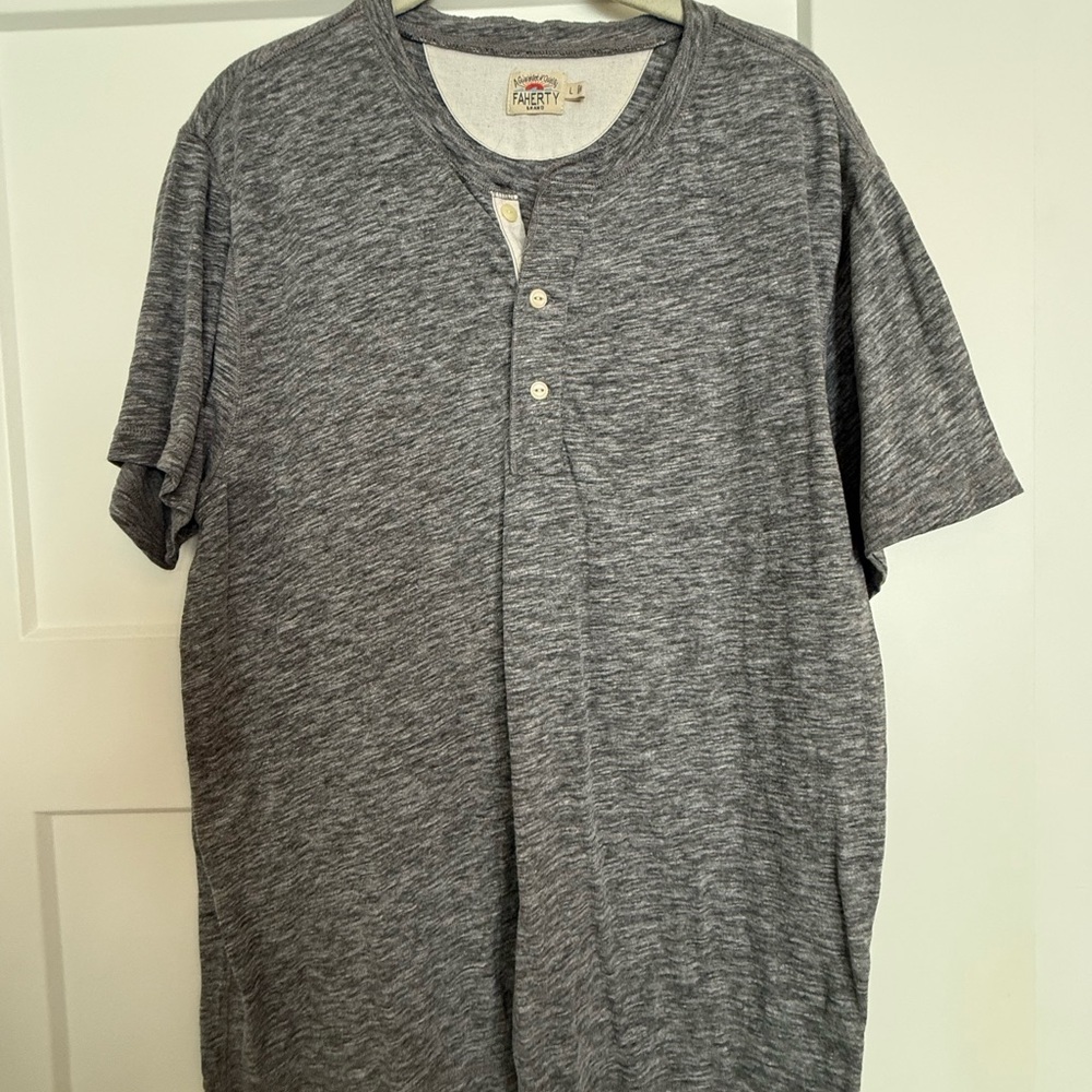 Faherty Charcoal Short Sleeve Henley